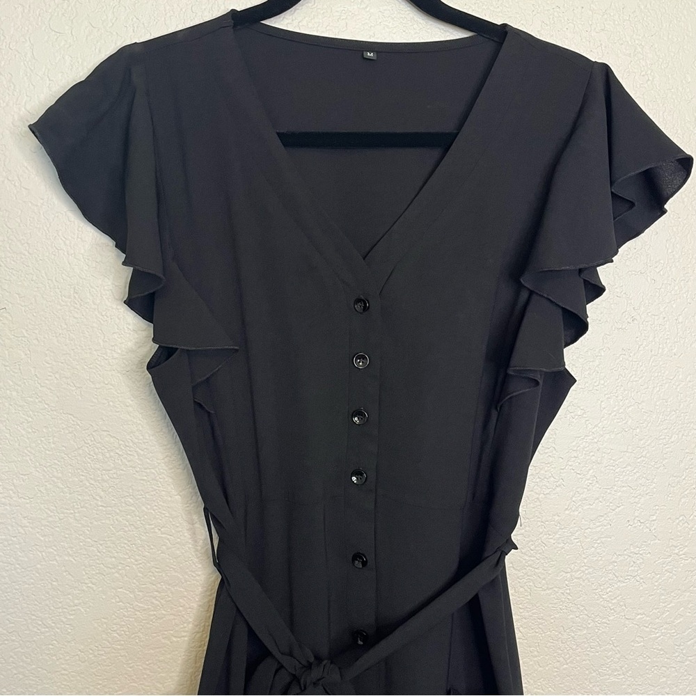 Amazon Flutter Sleeve V-Neck Black Button-Down Dress Size Medium
